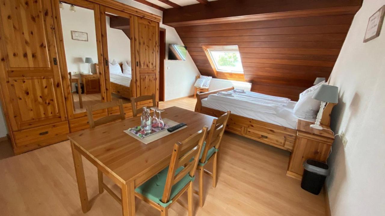 Wethen Landhaus Zum Mushof Hotel المظهر الخارجي الصورة